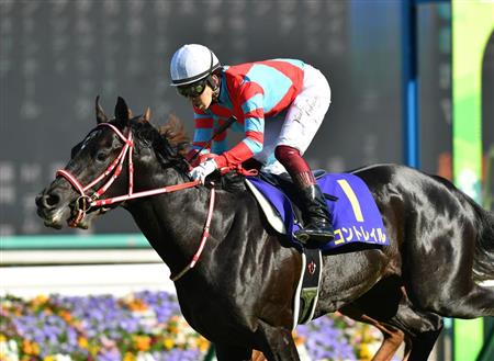 皐月賞(中山・G1) 2頭のG1馬熾烈な叩き合い!中団後ろ追走コントレイル(福永)4角捲り直線追い比べ制し無敗で1冠! mnewsplus 1587279107 36201 - 皐月賞(中山・G1) 2頭のG1馬熾烈な叩き合い!中団後ろ追走コントレイル(福永)4角捲り直線追い比べ制し無敗で1冠!