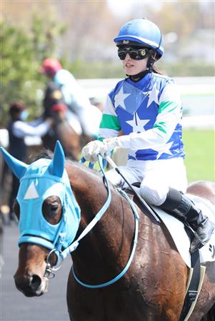 藤田菜七子が女性騎手初のJRA通算100勝を達成! mnewsplus 1587786072 1314 - 藤田菜七子が女性騎手初のJRA通算100勝を達成!